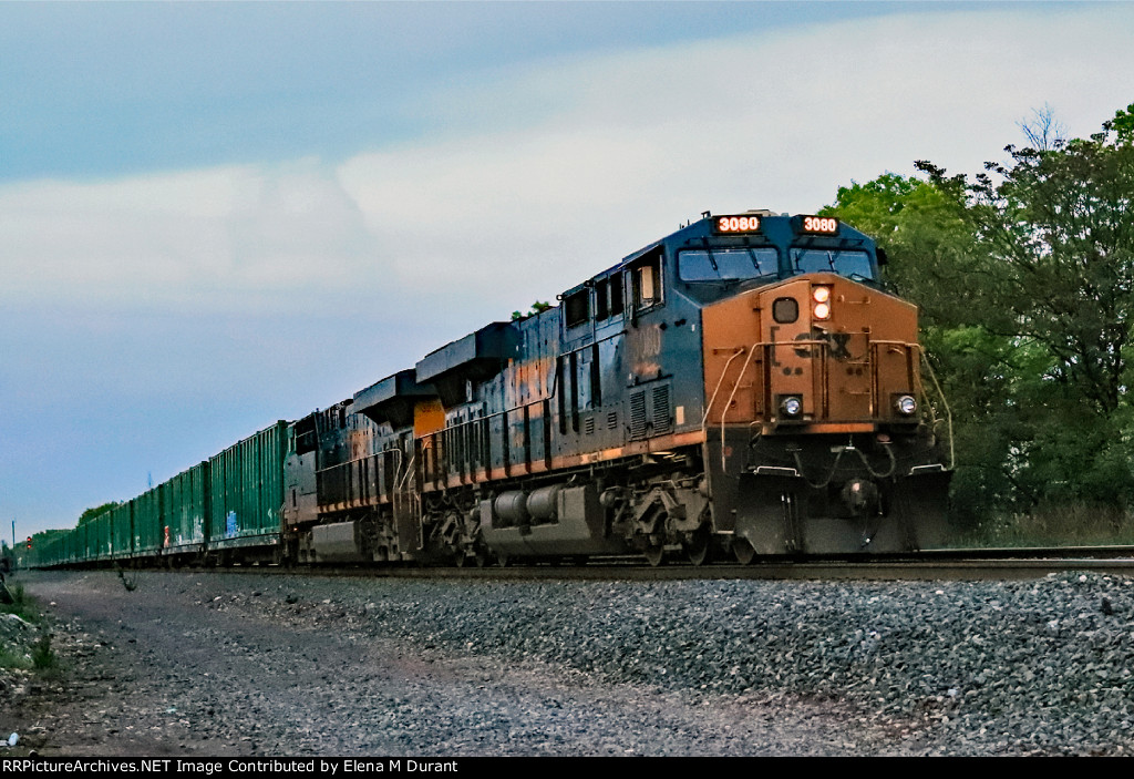 CSX 3080 on M-301